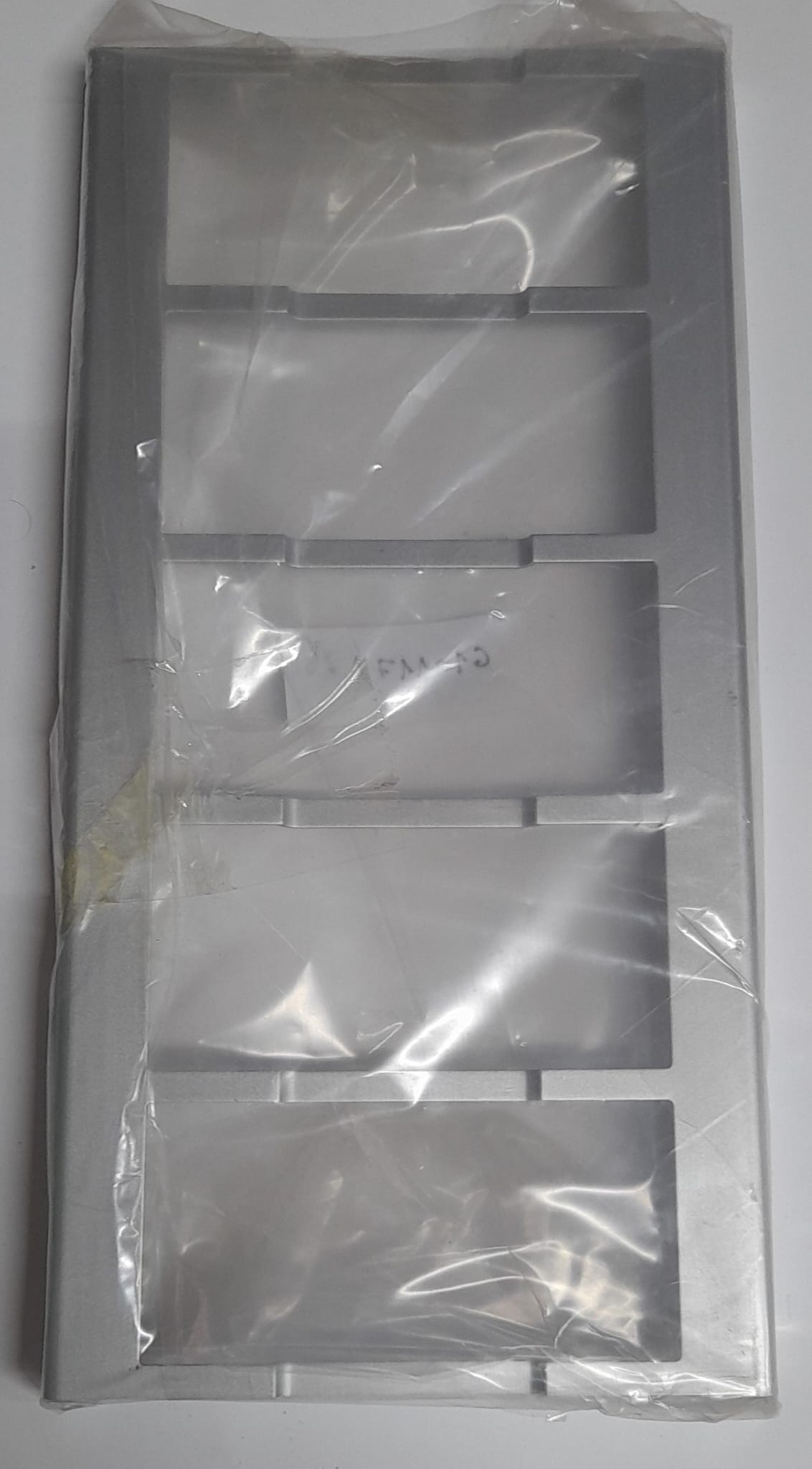 GUINAZ - CARCASA DIRECTORIO 4M DIGITAL ALUMINIO