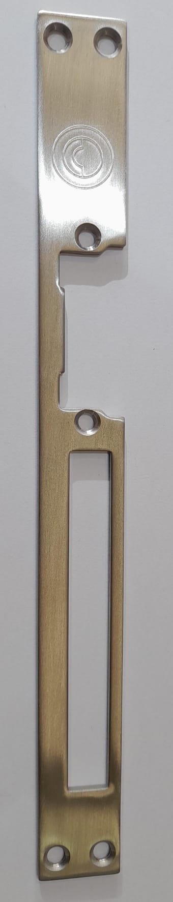 O&C - Escudo Largo Inox LC5