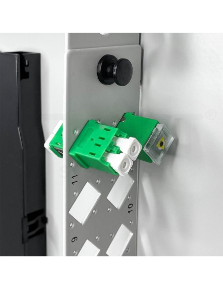 KEYNET SYSTEMS - Caja empalme-distribución 2 puertos paso 2 puertos acometidas 12 puertos SC + 12f metal 275x225x55mm - Imagen 4